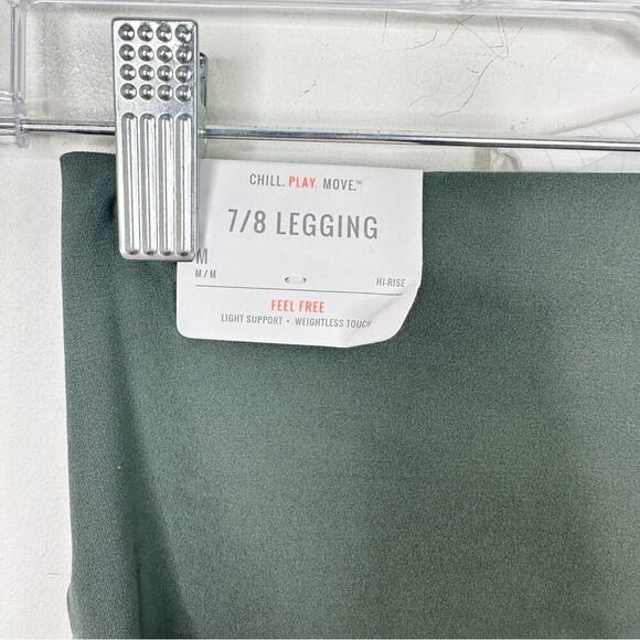 NWT AERIE | High Rise 7/8 Length Light Support Weightless Touch Leggings Sz. M - Picture 3 of 4
